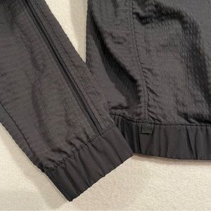 Lululemon Women’s Full Zip Packable Jacket Backpack Style